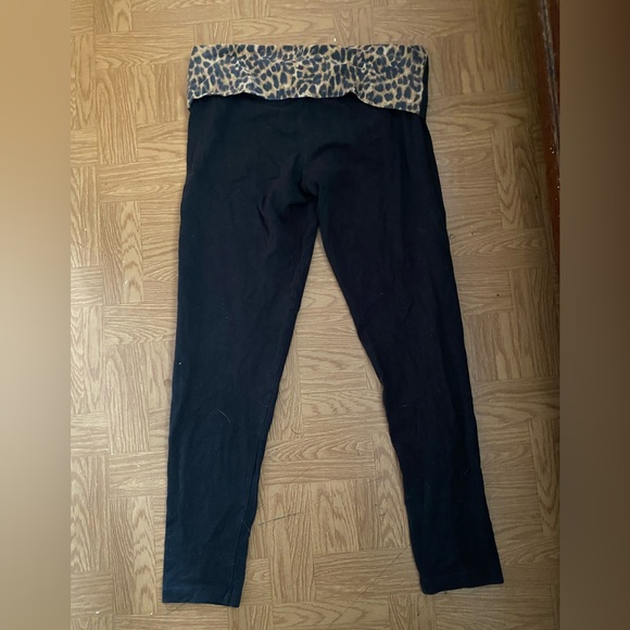 PINK Victoria’s Secret yoga leggings - Picture 4 of 4